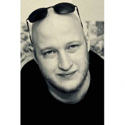 Sternenkind-Fotografie: Der härteste Job Sternenkind-Fotograf: Joachim Lehmann