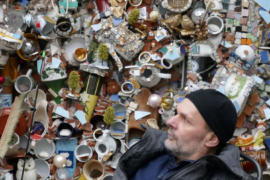 Reportage vom Schloss-Lillllipit von Hundertwasser-Verehrer Steffen Modrach