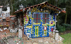 Reportage vom Schloss-Lillllipit von Hundertwasser-Verehrer Steffen Modrach