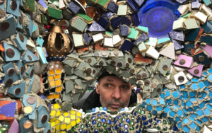 Reportage vom Schloss-Lillllipit von Hundertwasser-Verehrer Steffen Modrach