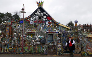 Reportage vom Schloss-Lillllipit von Hundertwasser-Verehrer Steffen Modrach
