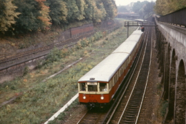 Halbzug der Baureihe ET 165 bei der BVG